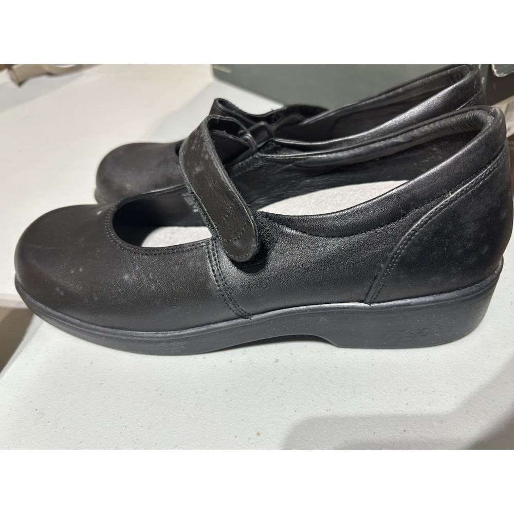 Apex 9.5 Black Mary Jane Shoes Women's